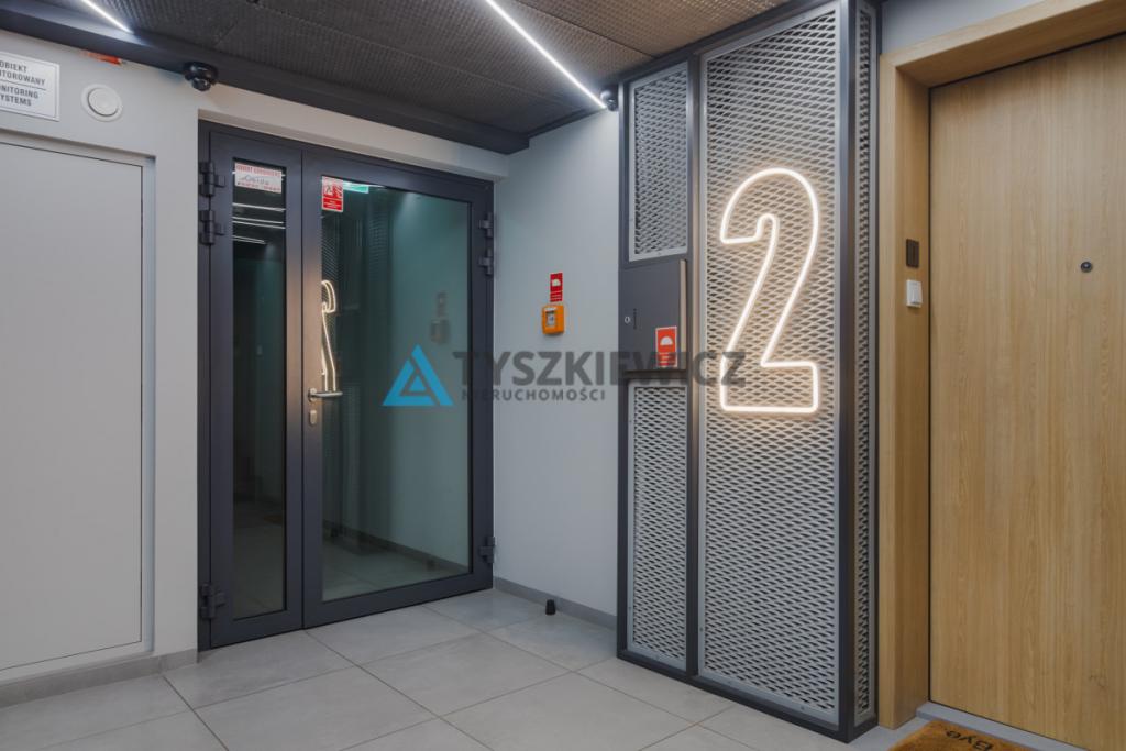 Apartament z miejscem w hali, w sercu Gdyni 49 m2 - zdjęcie 18