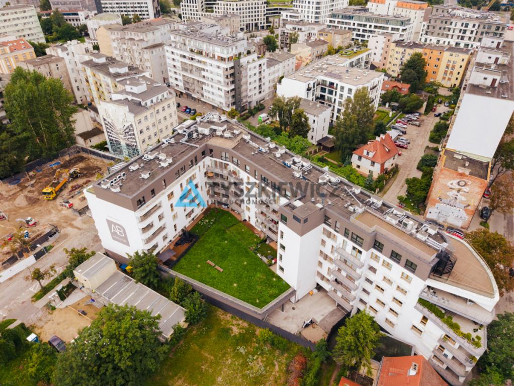 Apartament z miejscem w hali, w sercu Gdyni 49 m2 - zdjęcie 5