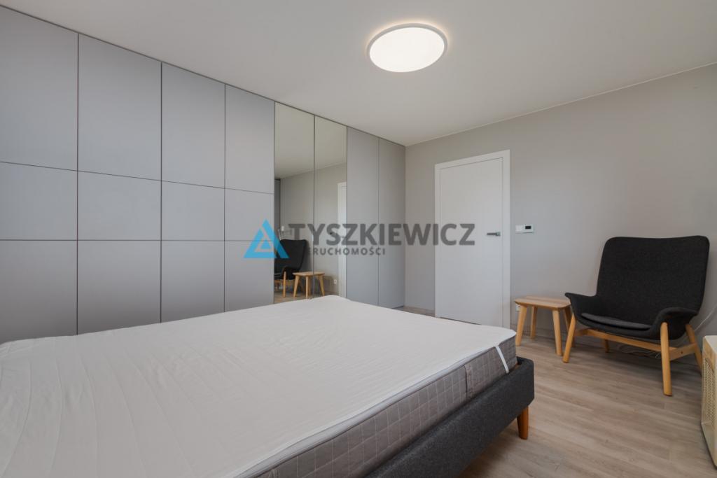 Apartament z miejscem w hali, w sercu Gdyni 49 m2 - zdjęcie 8