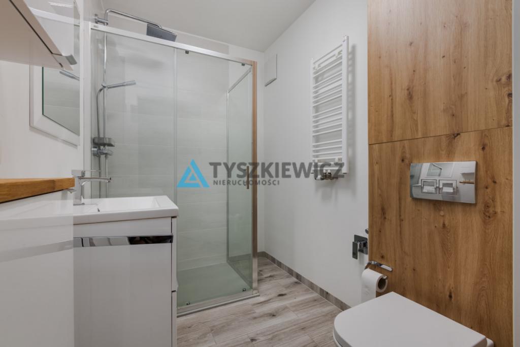 Apartament z miejscem w hali, w sercu Gdyni 49 m2 - zdjęcie 6