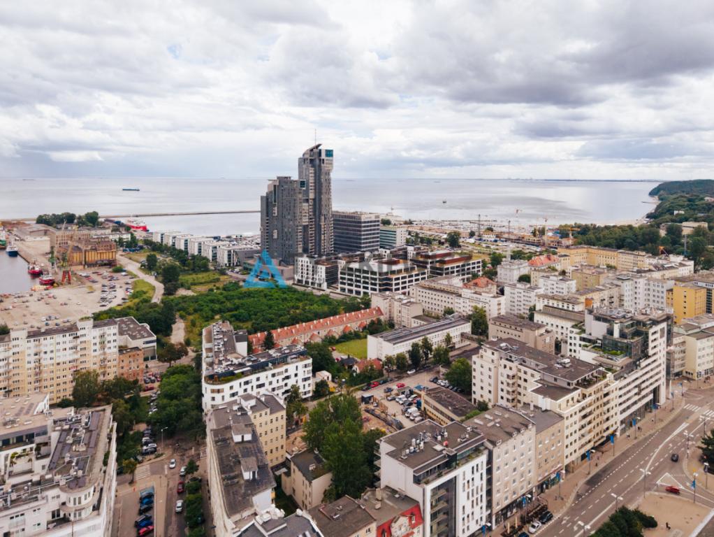 Apartament z miejscem w hali, w sercu Gdyni 49 m2 - zdjęcie 4