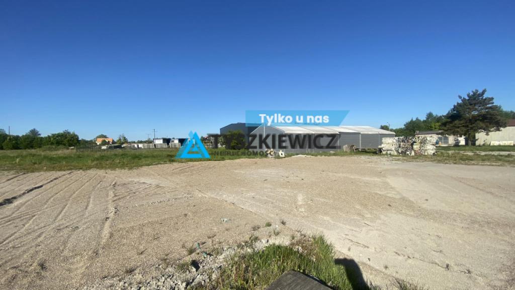 Miszewko utwardzony plac przy Trasie Kaszubskiej - zdjęcie 1