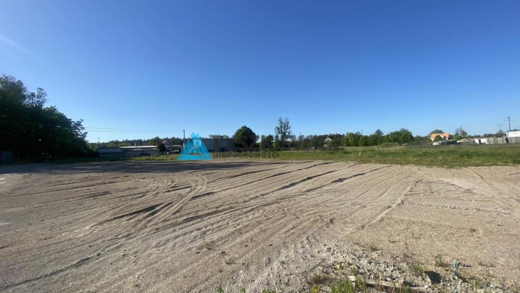 Miszewko utwardzony plac przy Trasie Kaszubskiej - zdjęcie 2