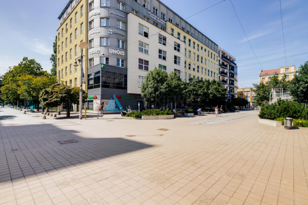 Lokal biurowy na sprzedaż | 95,70 m2 | 6. piętro - zdjęcie 20
