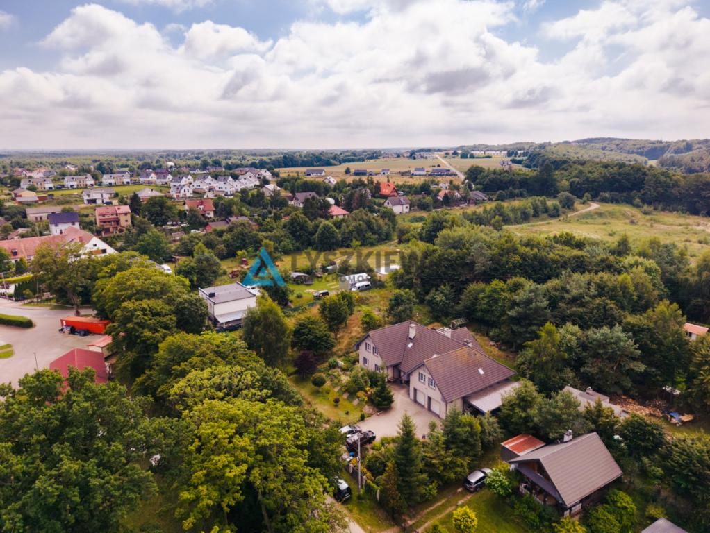 Niezwykły dom blisko jeziora Tuchomskiego - zdjęcie 3