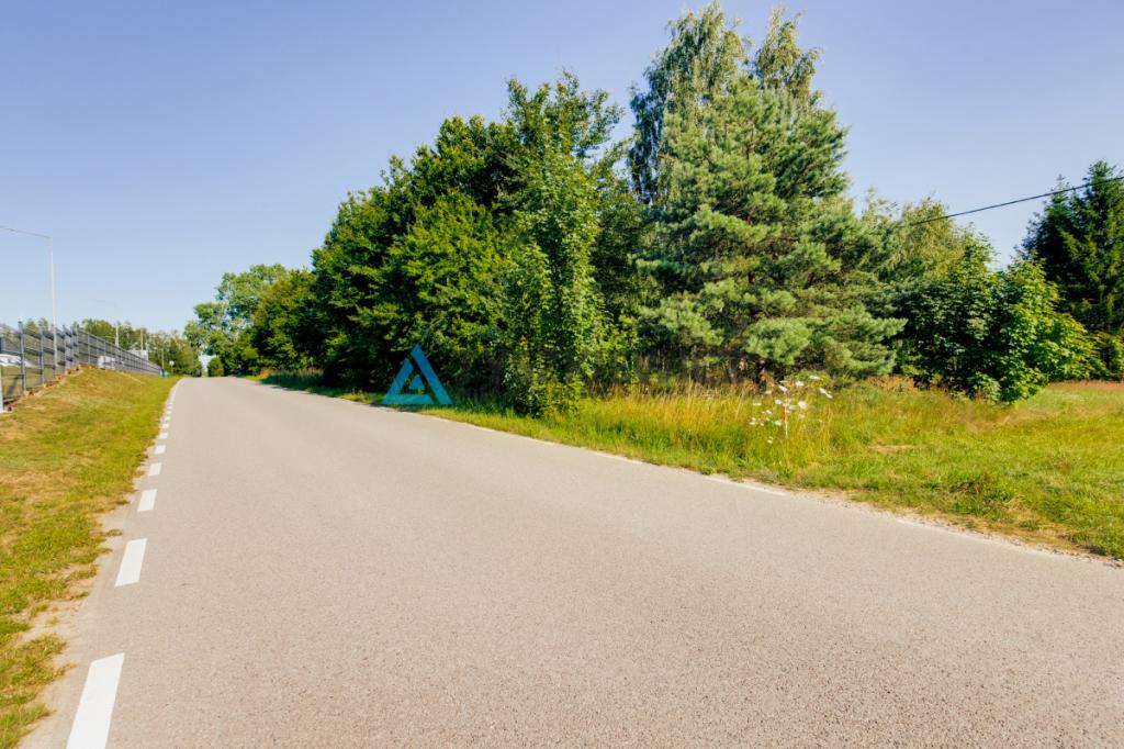Urokliwa działka z własną linią brzegową rzeki! - zdjęcie 20