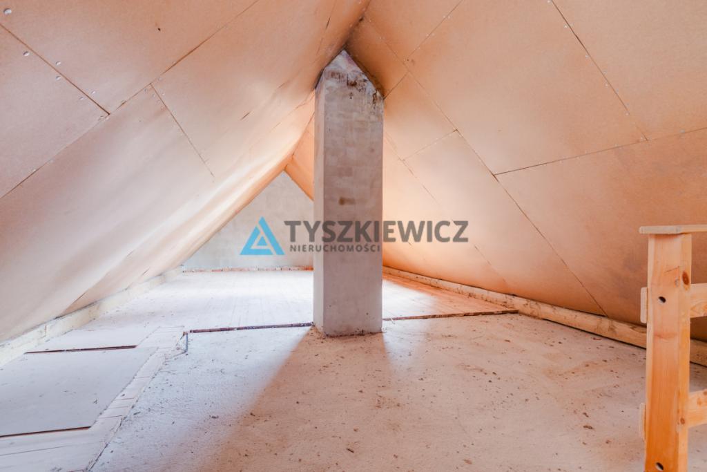 Przestronny, zadbany dom w zielonej enklawie. - zdjęcie 28