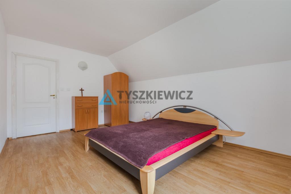 Przestronny, zadbany dom w zielonej enklawie. - zdjęcie 20