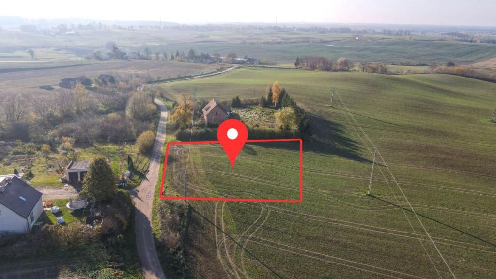 Piękna działka nad jeziorem w Jeleniu - zdjęcie 3