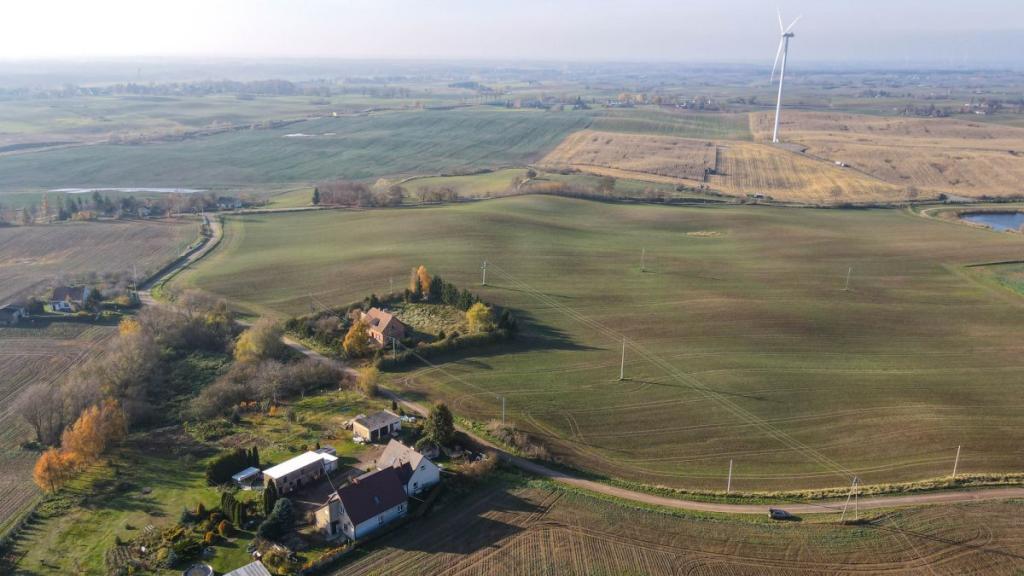 Piękna działka nad jeziorem w Jeleniu - zdjęcie 14