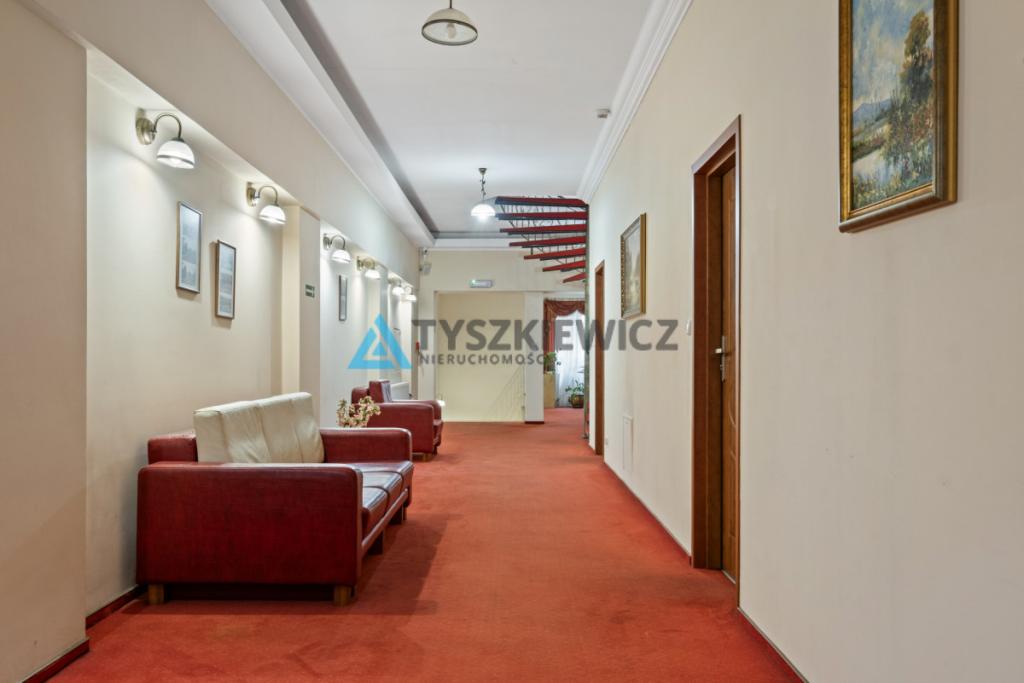 Restauracja i Hotel KARTUZY - zdjęcie 22