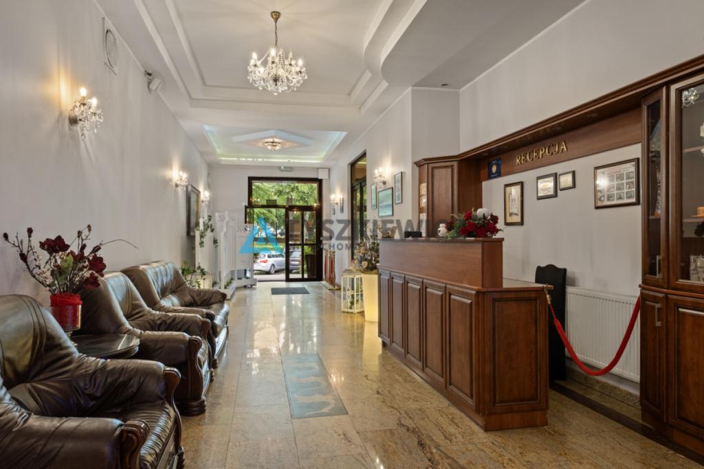 Restauracja i Hotel KARTUZY - zdjęcie 12