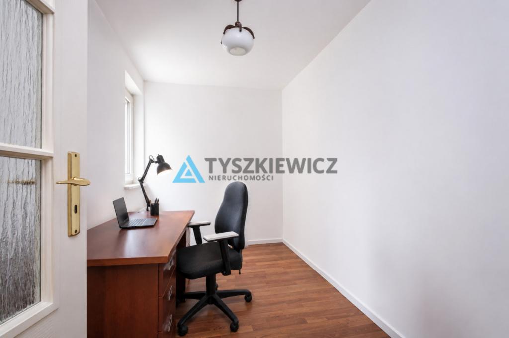 DUŻE 3 może nawet 4 pokoje z pralnią - zdjęcie 7