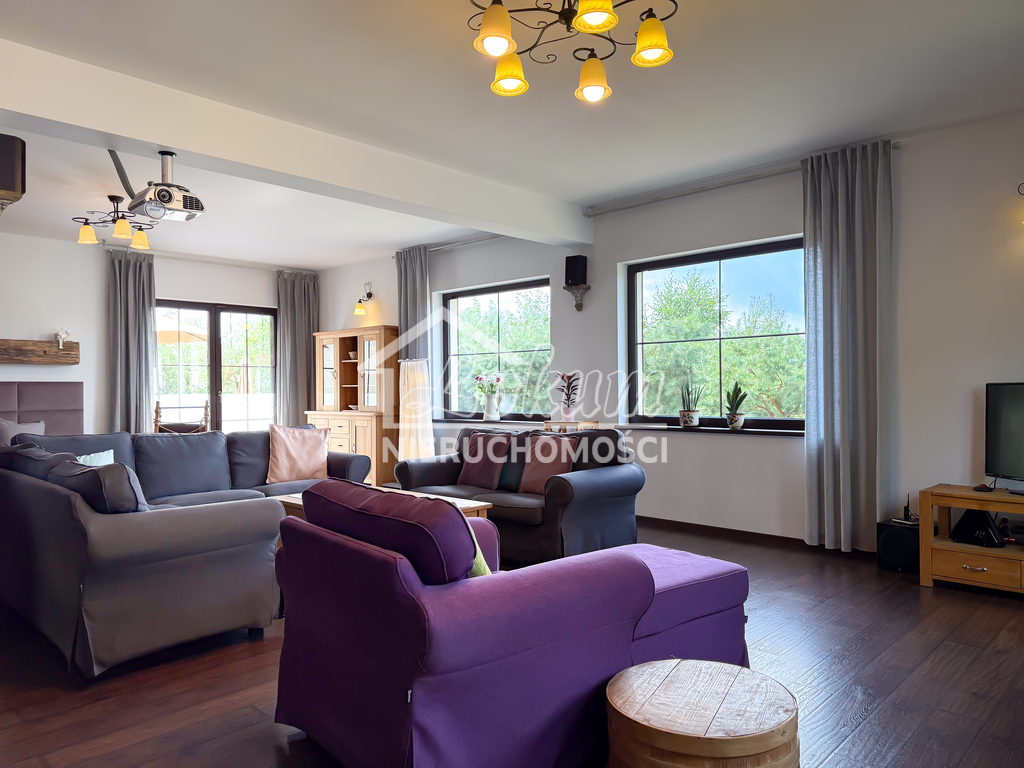 Dom 316,2&nbsp;m², Daleszewo - zdjęcie 1