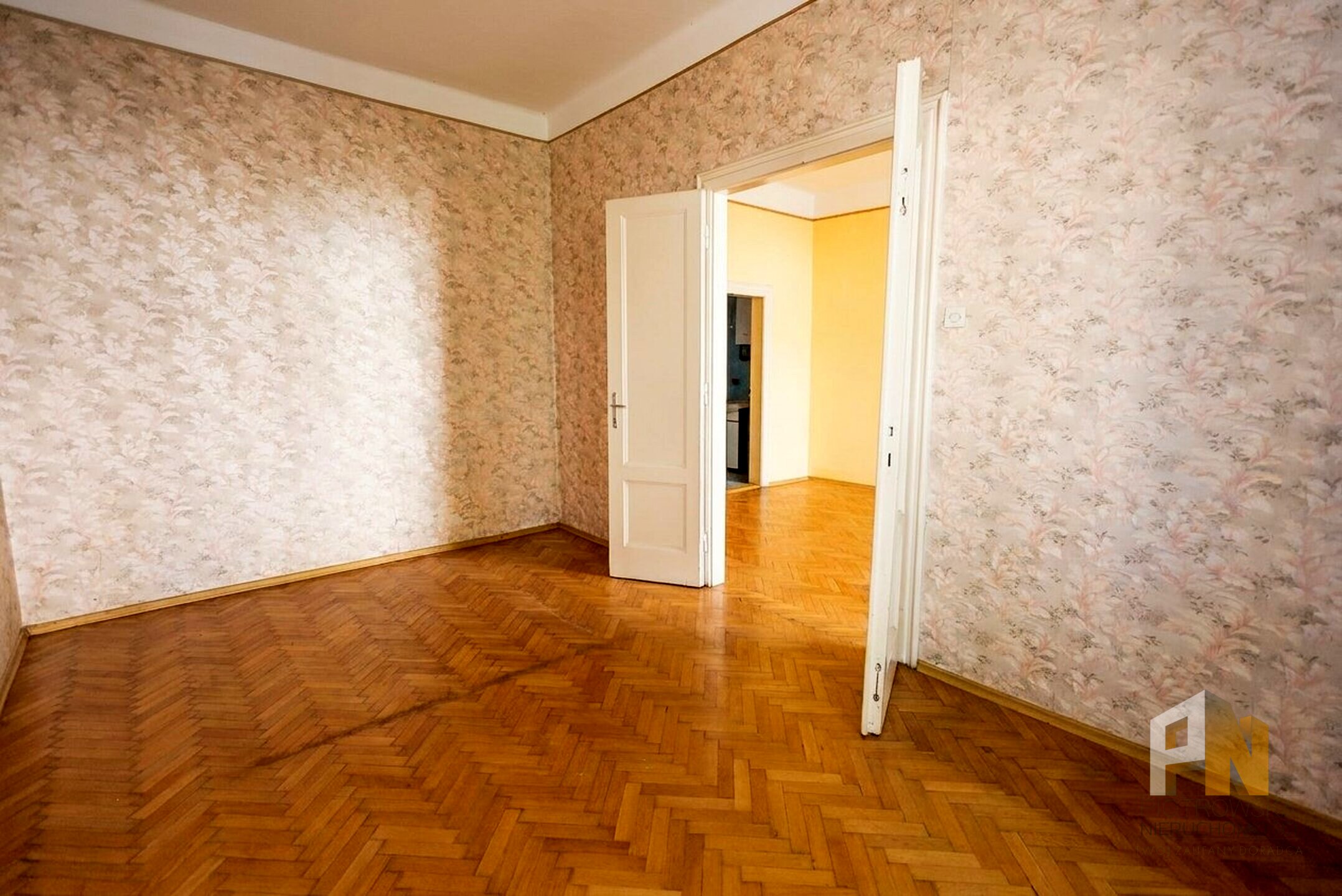 Mieszkanie 63,50m2 na parterze w centrum - zdjęcie 4