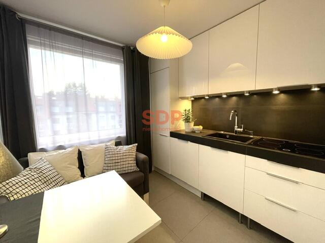 Mieszkanie 33 m², Wrocław, Krzyki, Racławicka - zdjęcie 2