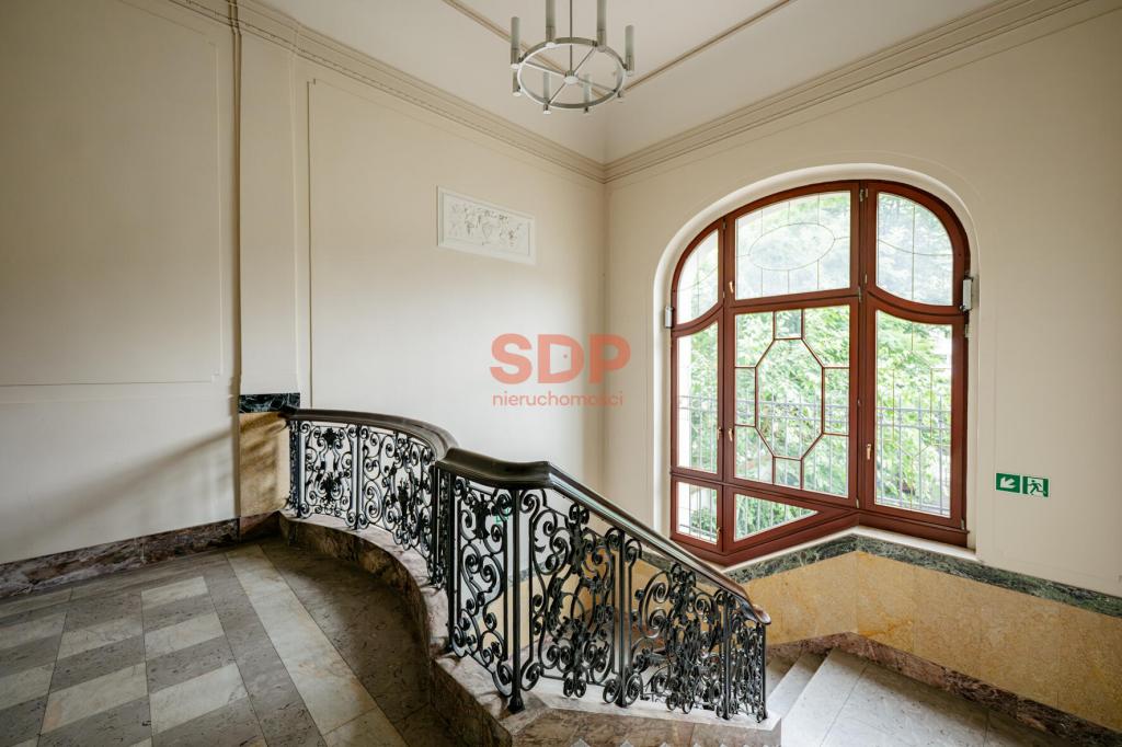 Lokal usługowy na sprzedaż, 1700 m², Wrocław, Krzyki, Plac Powstańców Śląskich - zdjęcie 3