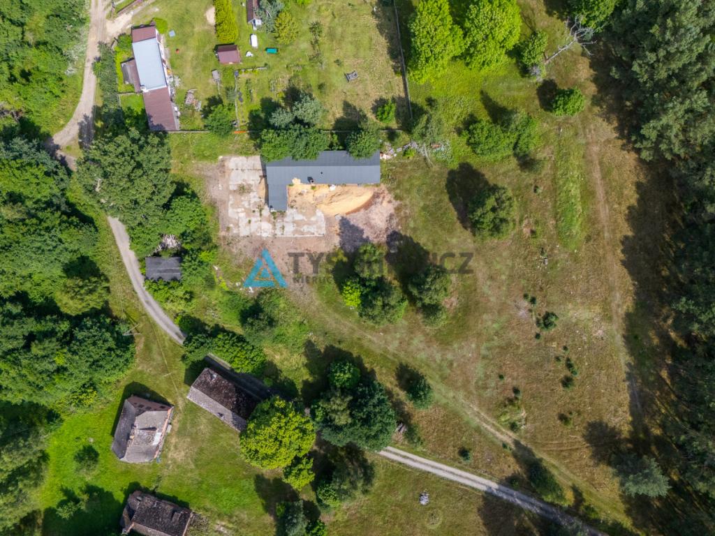Piękna działka we wsi Dzików przy lesie i rzece - zdjęcie 5
