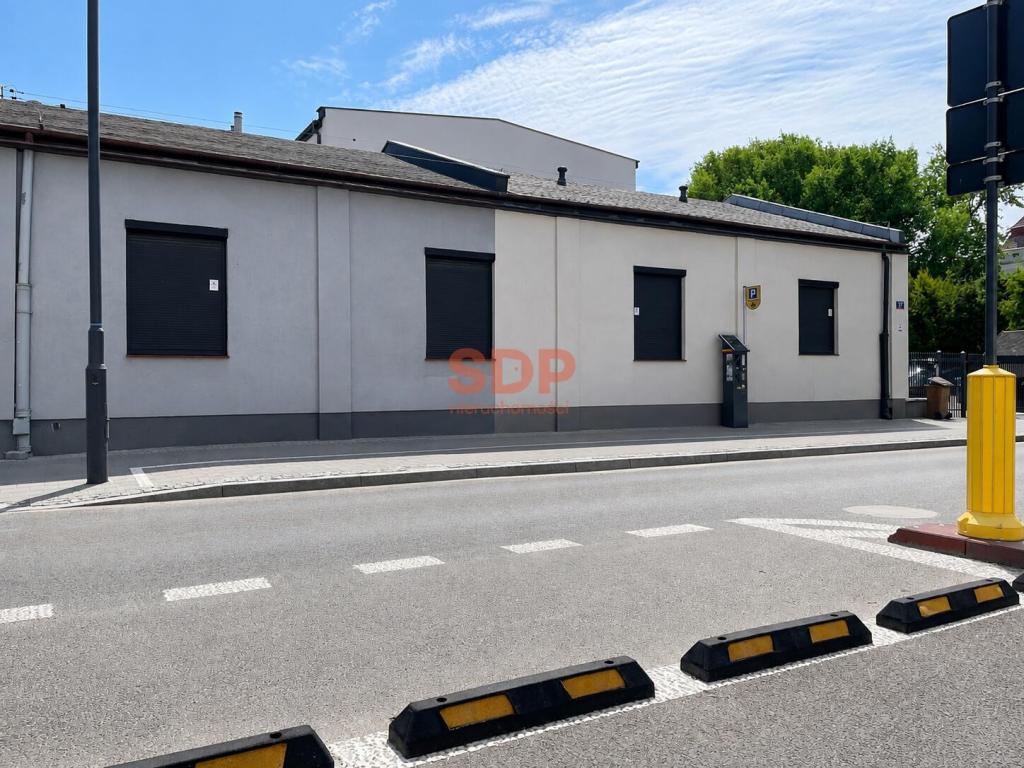 Lokal usługowy do wynajęcia, 75&nbsp;m², Łódź, Rewolucji 1905 roku - zdjęcie 1