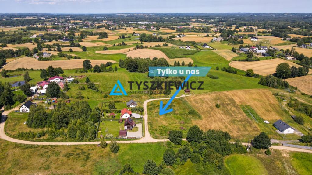 Niezwykle malowniczo położona działka w Barwiku - zdjęcie 1