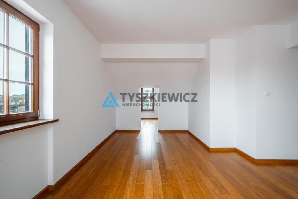 Prestiżowy apartament przy porcie w sercu Ustki - zdjęcie 20