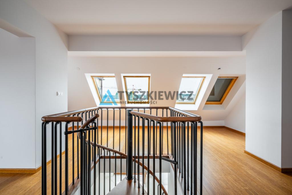 Prestiżowy apartament przy porcie w sercu Ustki - zdjęcie 22