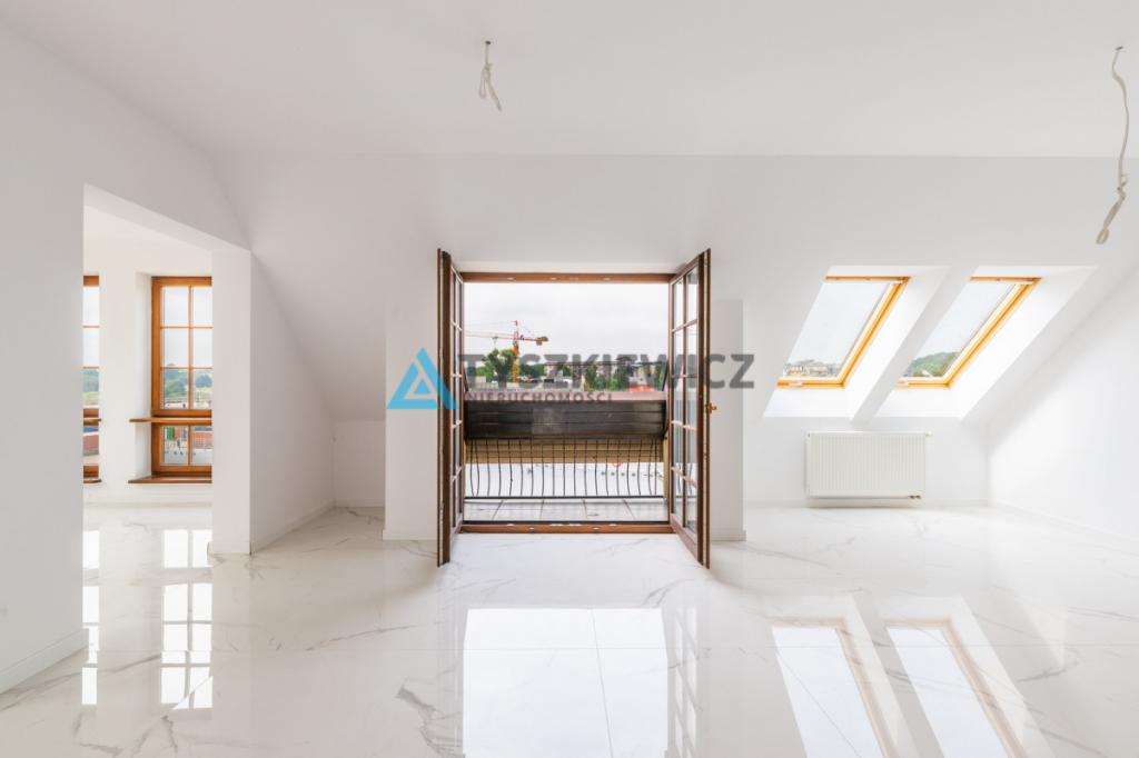 Prestiżowy apartament przy porcie w sercu Ustki - zdjęcie 7