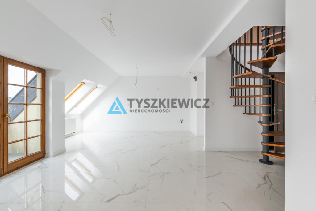 Prestiżowy apartament przy porcie w sercu Ustki - zdjęcie 9