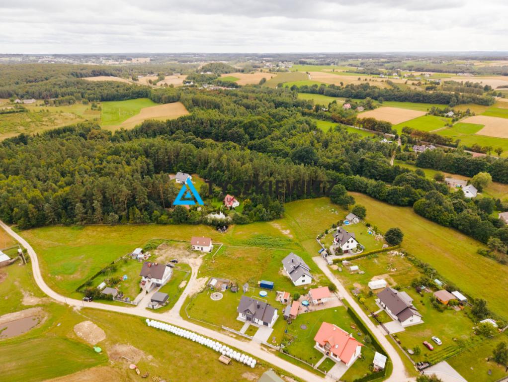 Atrakcyjna działka budowlana w Przetoczynie 1318m² - zdjęcie 1