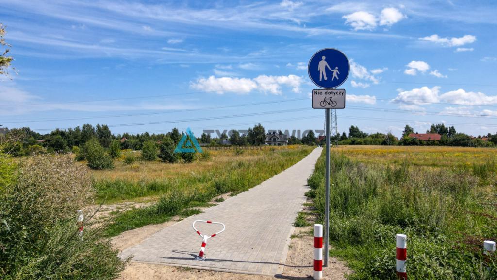Działka przy ul. Gryfitów w Baninie - zdjęcie 8