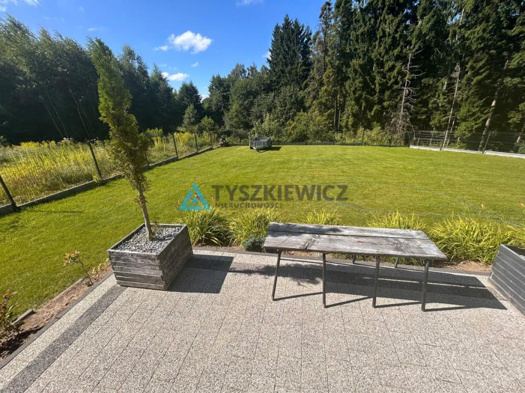 Dom tuż przy lesie. - zdjęcie 4
