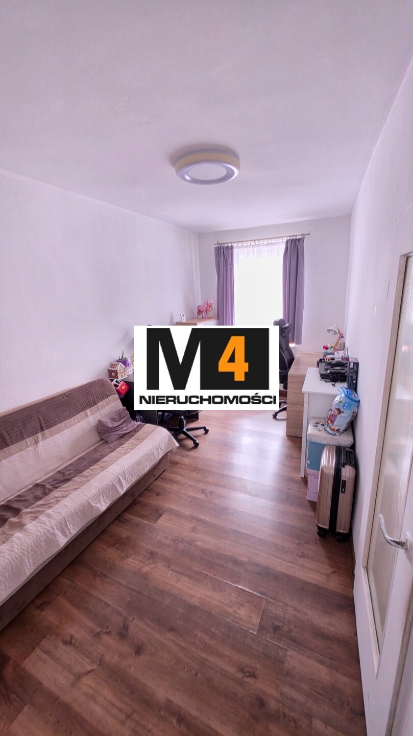 Duże mieszkanie na parterze , 83 mkw, 4 pokoje ! Piwnica, komórki - Super lokalizacja ! - zdjęcie 4