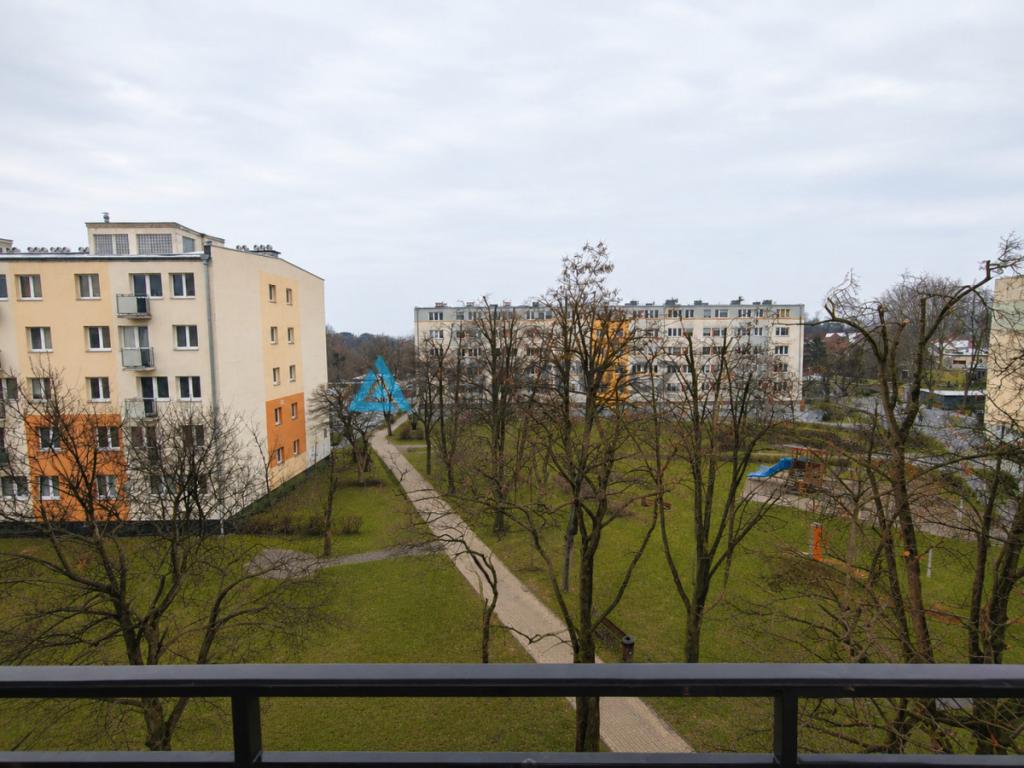 Odświeżone z balkonem przyjazne pupilom Orłowska - zdjęcie 12