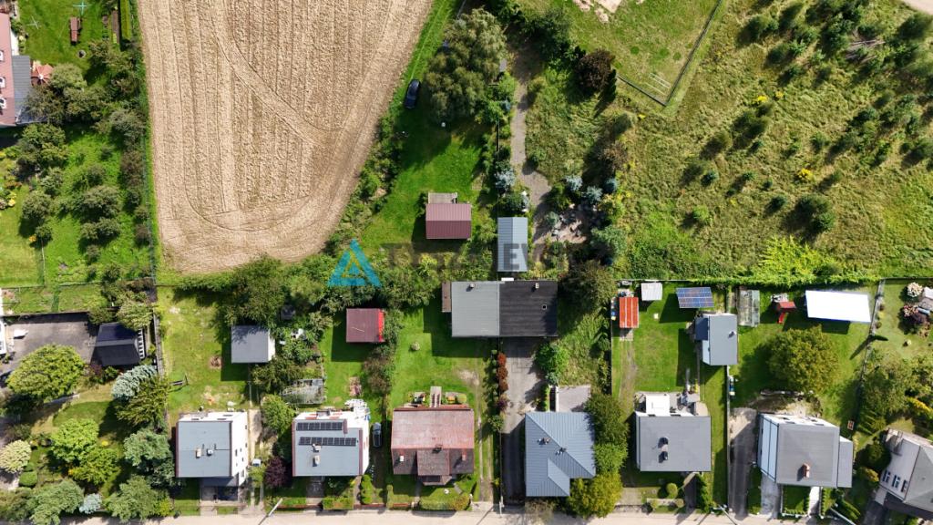 Działka z domkiem letniskowym na sprzedaż. - zdjęcie 9