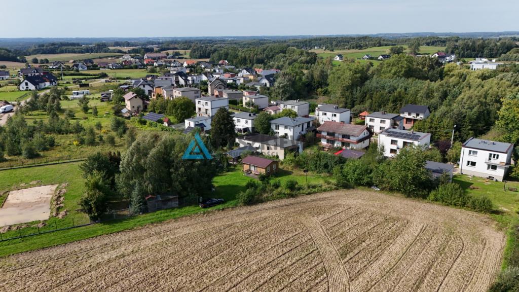 Działka z domkiem letniskowym na sprzedaż. - zdjęcie 2