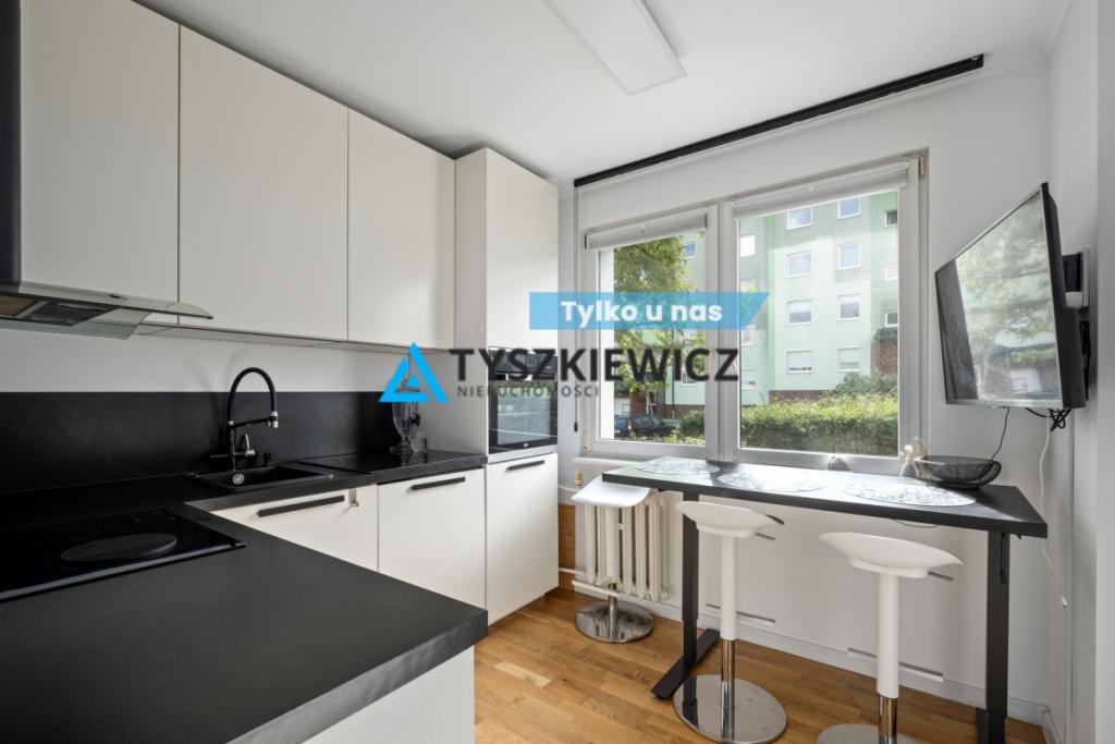 Ciekawe mieszkanie - zdjęcie 1