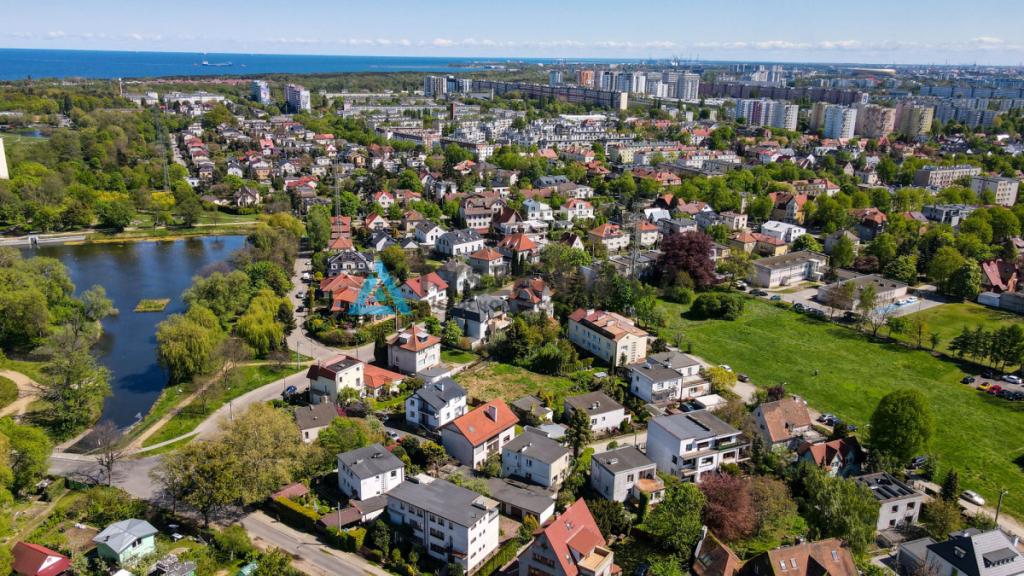 Działka zabudowana 608m2 - zdjęcie 12