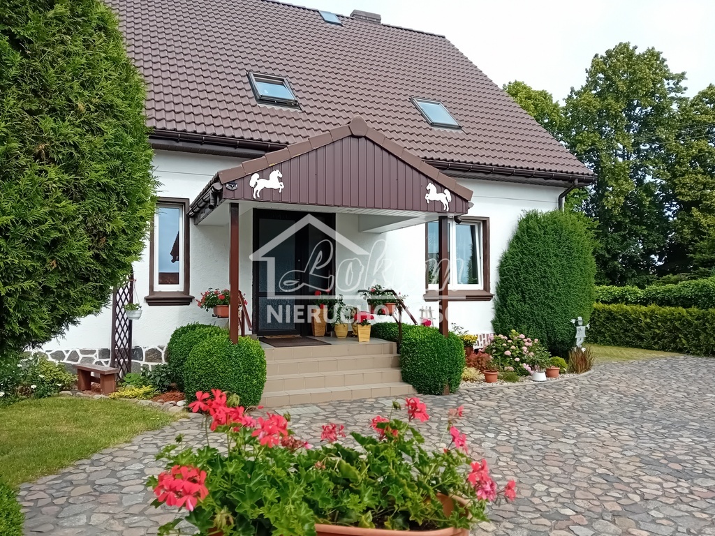 Dom 555&nbsp;m², Radawka - zdjęcie 1
