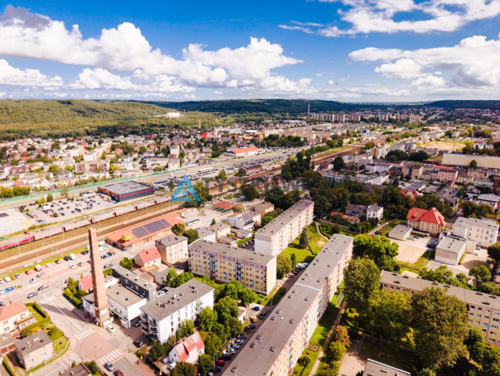 3 pokoje z balkonem i dużą piwnicą - zdjęcie 2
