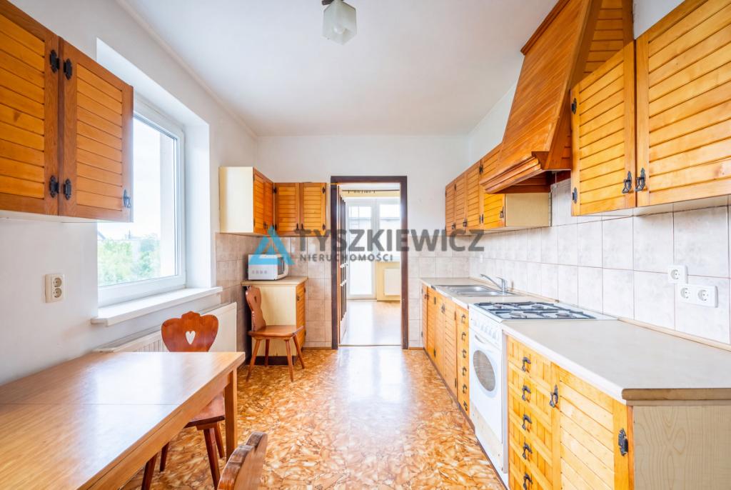 Funkcjonalny , przestronny dom w Brusach - zdjęcie 2