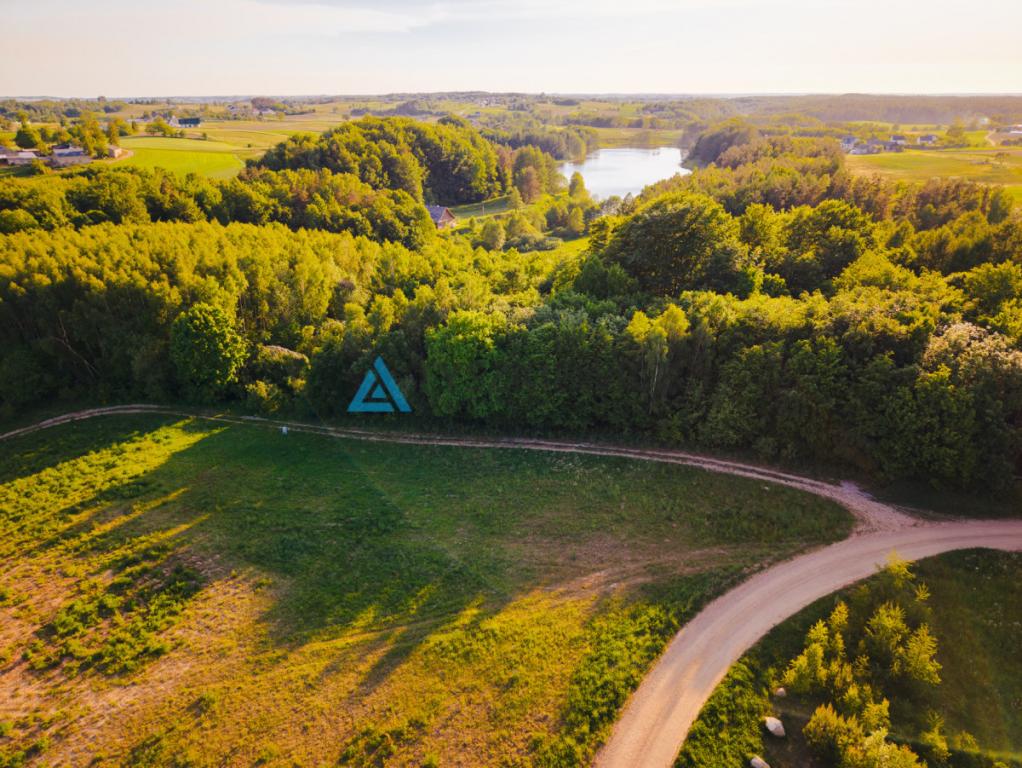 Pięknie położona działka z wydaną WZ - zdjęcie 10