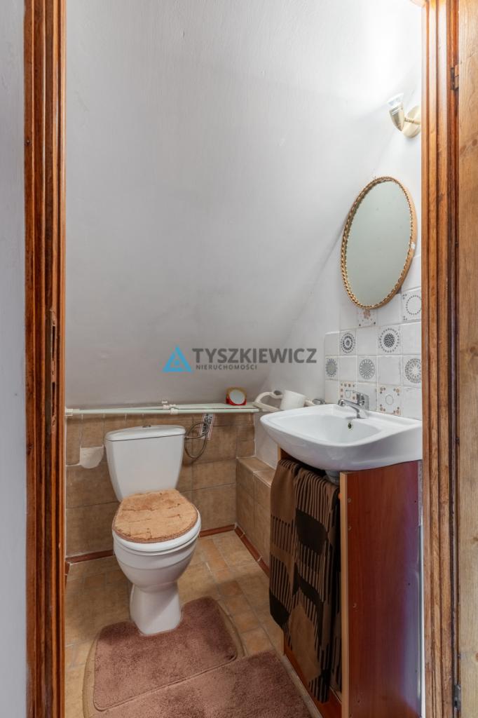 Nietuzinkowy dom wolnostojący w Soszycy - zdjęcie 13