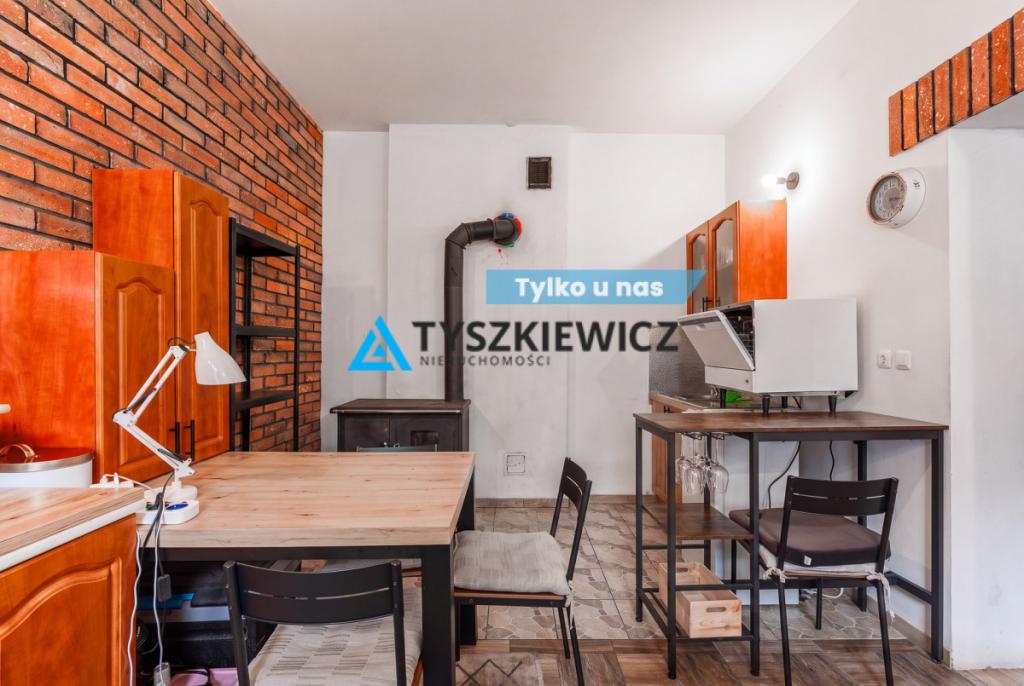 Mieszkanie w zabytkowym dworku w Łubnie - zdjęcie 1