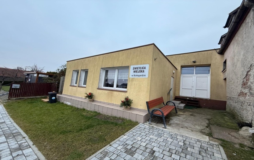 Lokal usługowy do wynajęcia, 162,97 m², Białogarda - zdjęcie 1