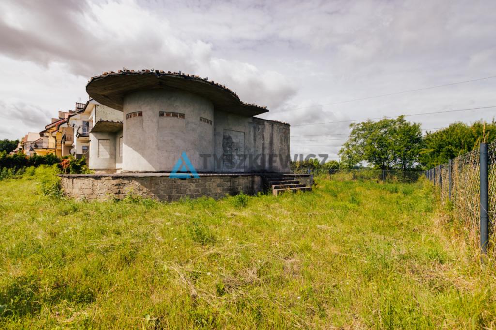 Działka budowlana 688 m² z rozpoczętą budową. - zdjęcie 16