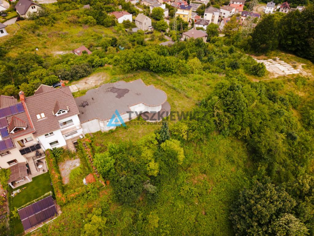 Działka budowlana 688 m² z rozpoczętą budową. - zdjęcie 9