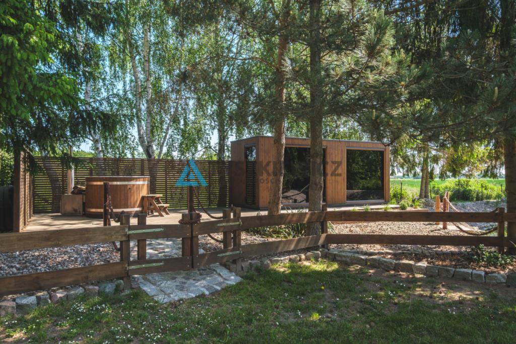 Dom nad rzeką z własną przystanią - zdjęcie 25