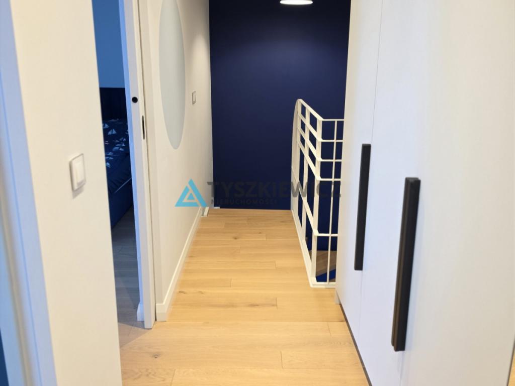Dwupoziomowy apartament w Awanport | 200 m od morz - zdjęcie 9