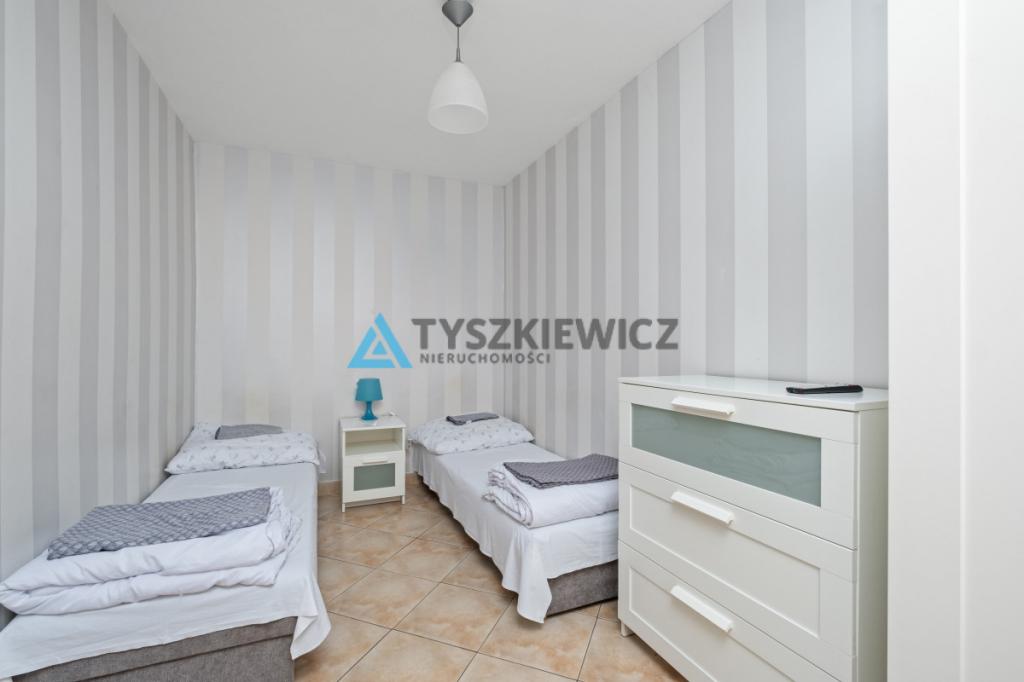 PENSJONAT W CENTRUM ŁEBY - zdjęcie 13