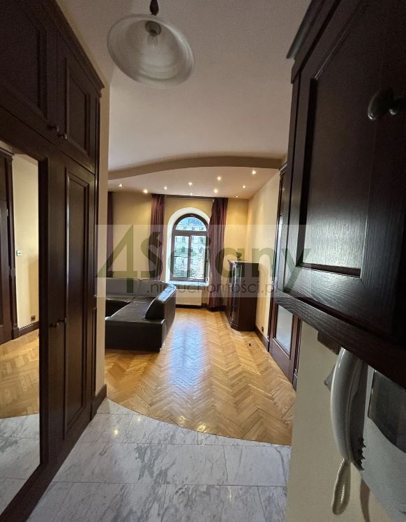 Mieszkanie 46,92&nbsp;m², Warszawa, Wspólna - zdjęcie 1